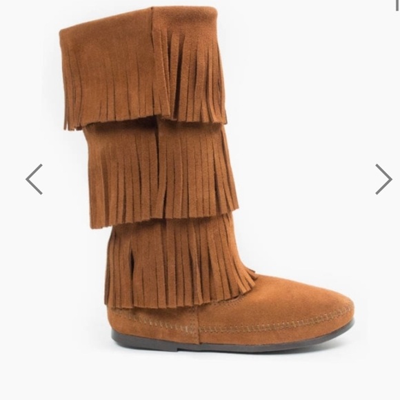 Minnetonka 3 Layer fringe Boot - Picture 1 of 4